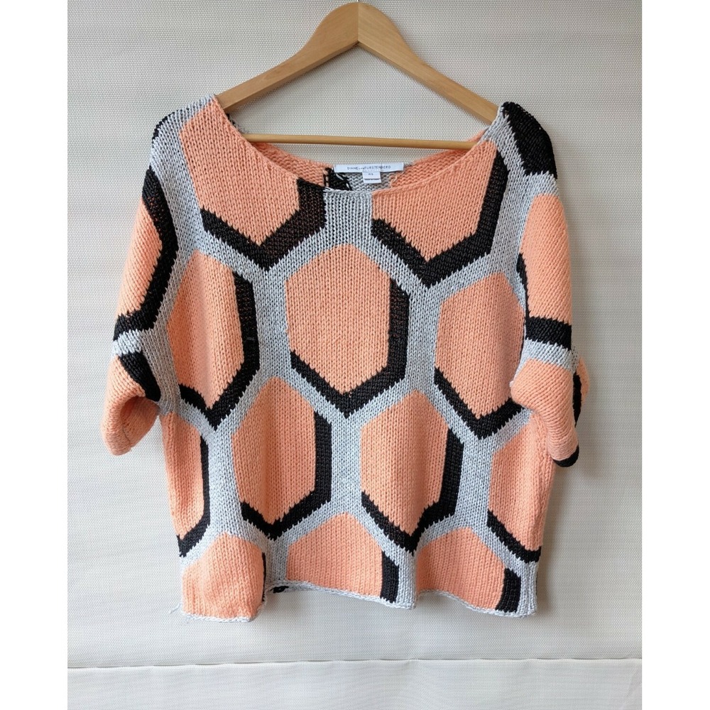 DVF Geometric, Colorblock, Peach Gray,  Mod 60s Knit Sweater Top Sz S